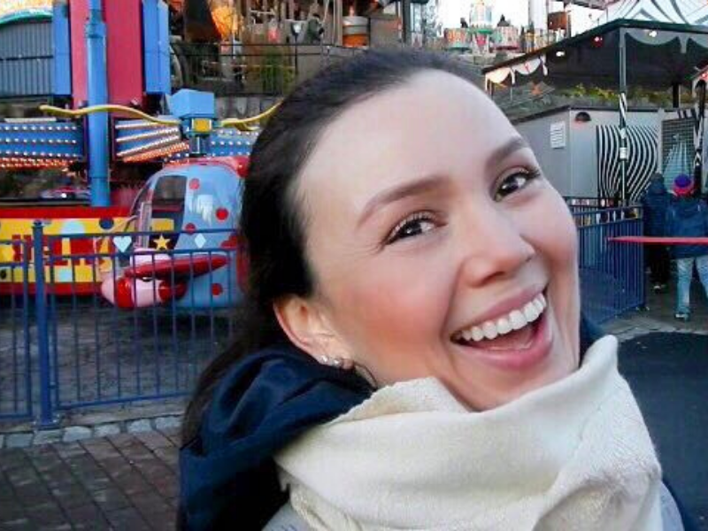 Finlândia, Helsinki, Linnanmäkki, parque de diversões, atrações